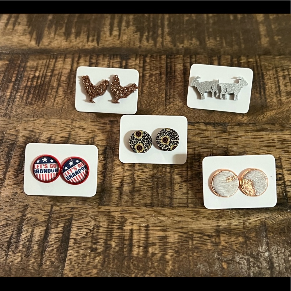 Choice of adorable stud earrings